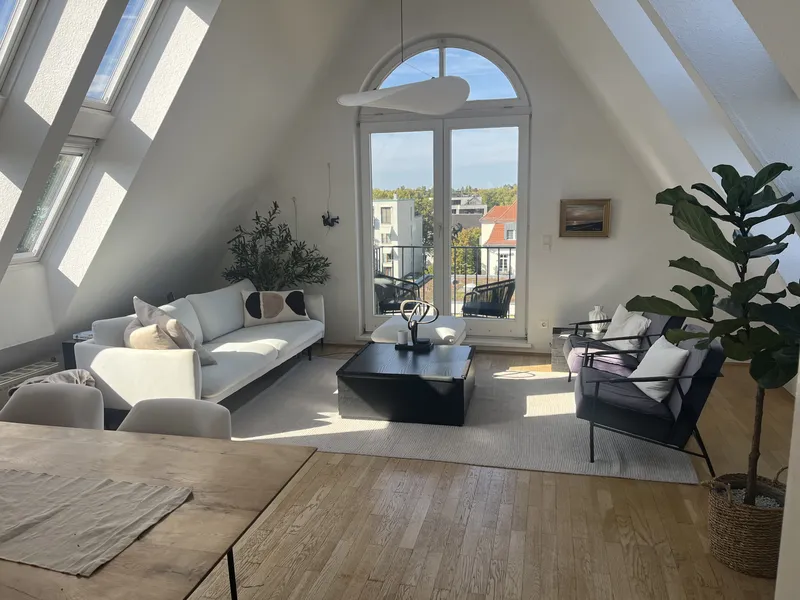 Möblierte 3-Zimmer-Wohnung mit Balkon & Stellplatz | Nov–Feb in Steglitz — photo 1